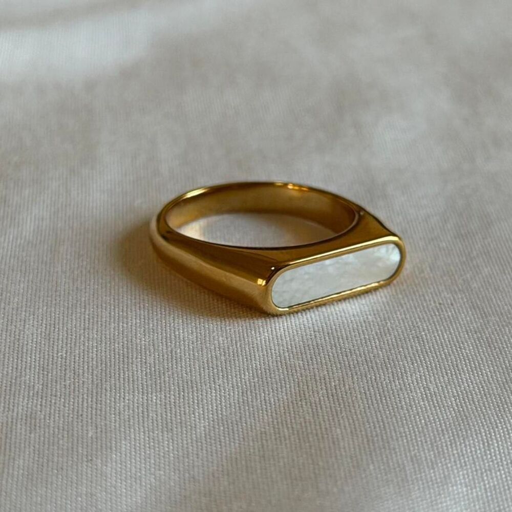 Vintage Style Gold Stainless Steel White Inlay Signet Ring + Jewelry Pouch